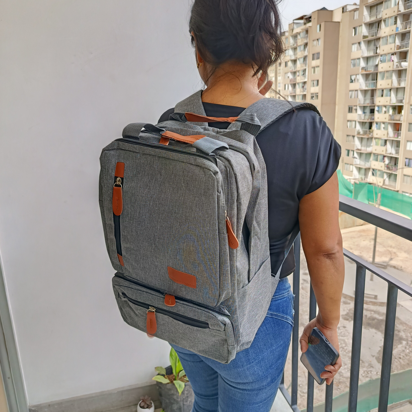 MOCHILA 3 EN 1 MULTIFUNCIONAL GRIS